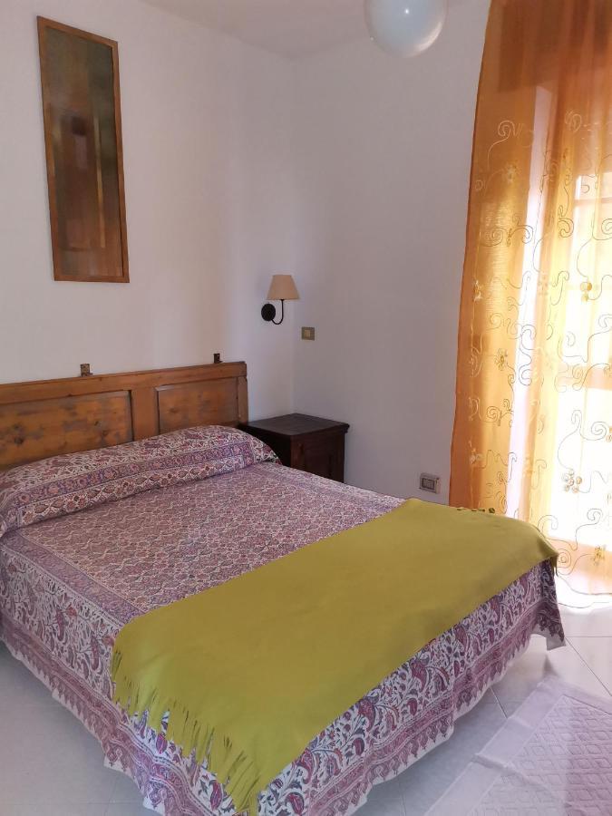 Appartamento Per Vacanza Castelsardo Bagian luar foto