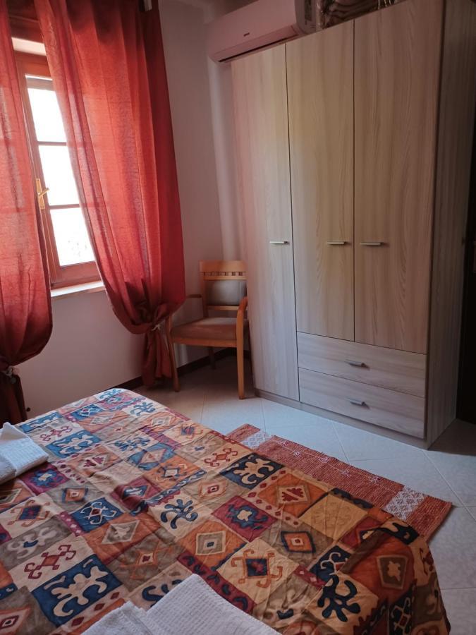 Appartamento Per Vacanza Castelsardo Bagian luar foto