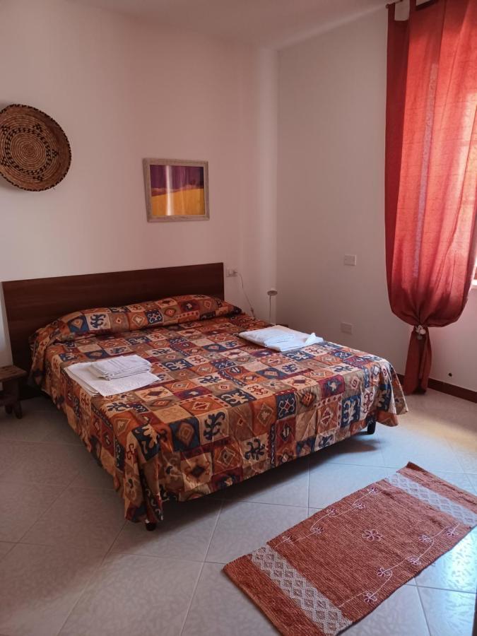 Appartamento Per Vacanza Castelsardo Bagian luar foto