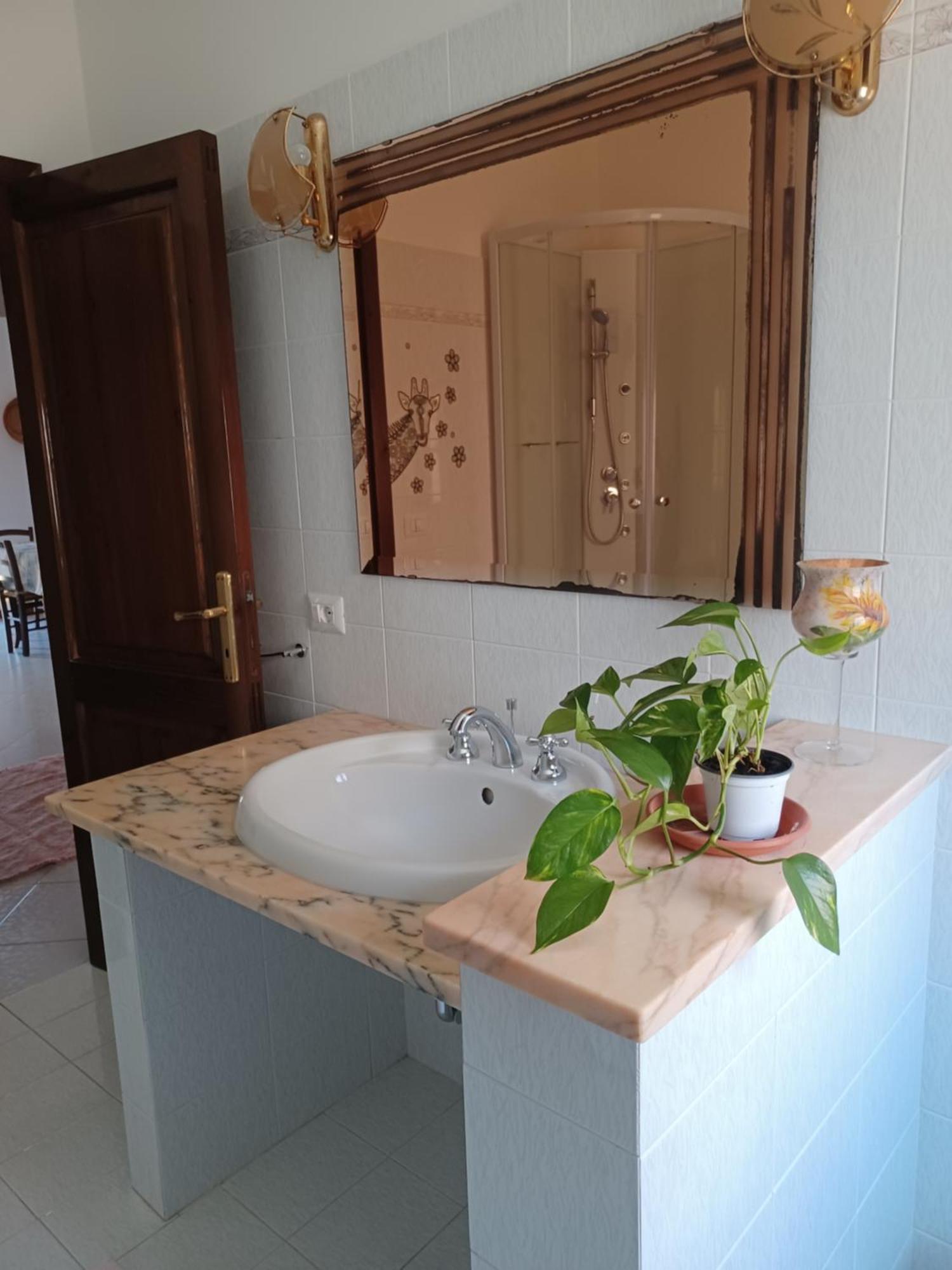 Appartamento Per Vacanza Castelsardo Bagian luar foto