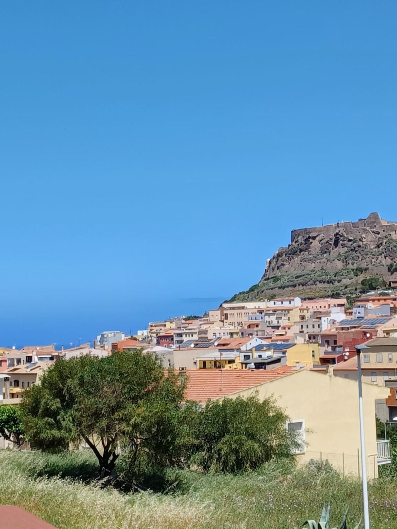 Appartamento Per Vacanza Castelsardo Bagian luar foto